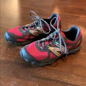 New Balance pink and gray running shoe #WE520SH1